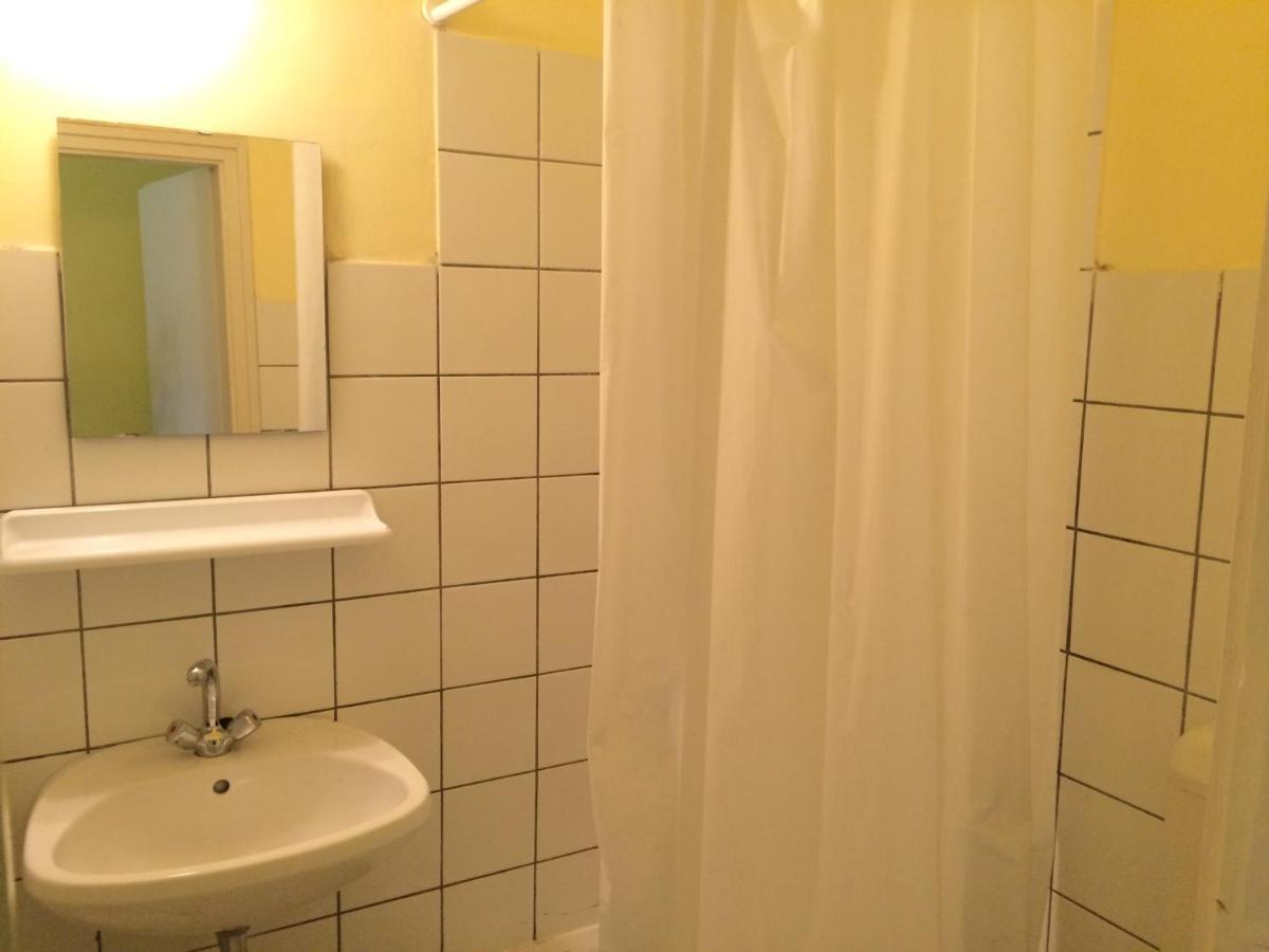 Fenyves Panzio Bed & Breakfast Siófok Oda fotoğraf