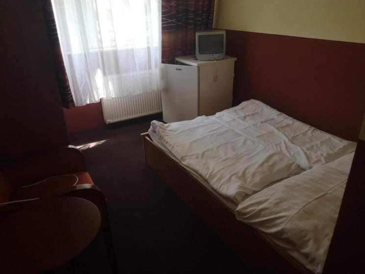 Fenyves Panzio Bed & Breakfast Siófok Dış mekan fotoğraf